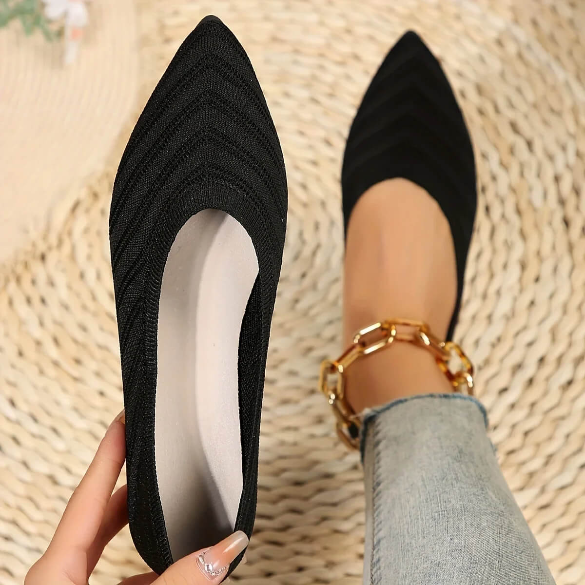 Women's Pointed Toe Knitted Slip-On Flats